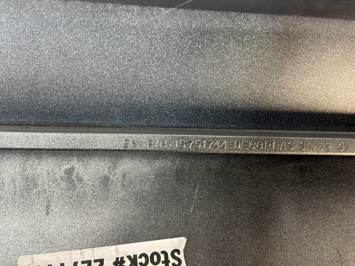 2002 Cadillac Escalade EXT Front & Rear Door Cladding’s OEM