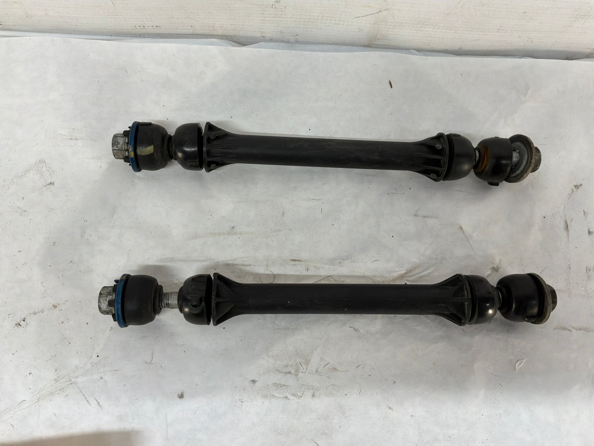 Rear sway bar links - Day's Parts Yard
