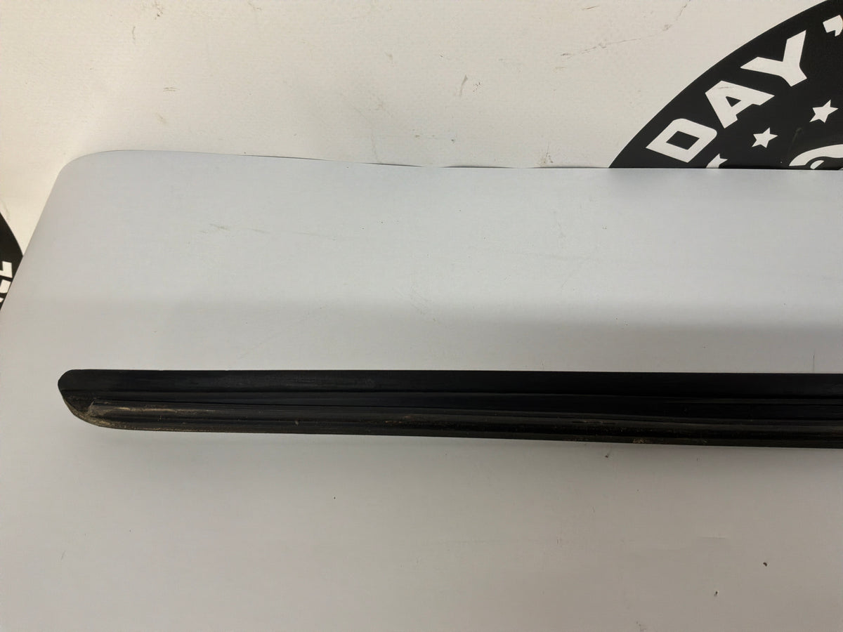 2014 Chevy SS Sedan RH & LH Windshield Window Molding Trim Moldings NEW OEM