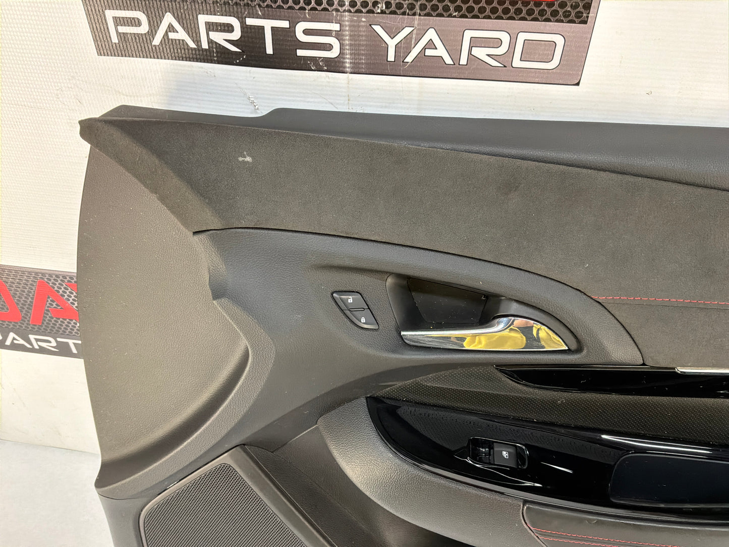 2017 Chevy SS Sedan RH Passenger Front Interior Door Panel Trim OEM