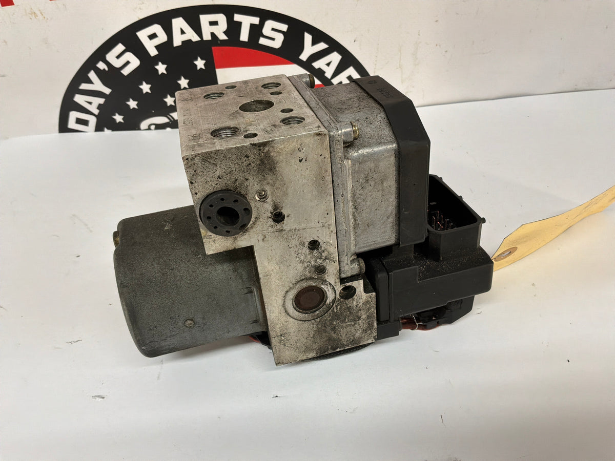 2002 Chevy Camaro Z28 Anti Lock Brake Pump Module OEM
