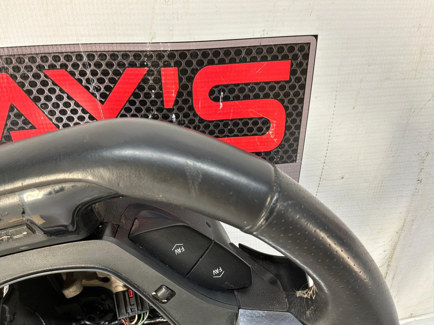 Steering wheel - Day's Parts Yard