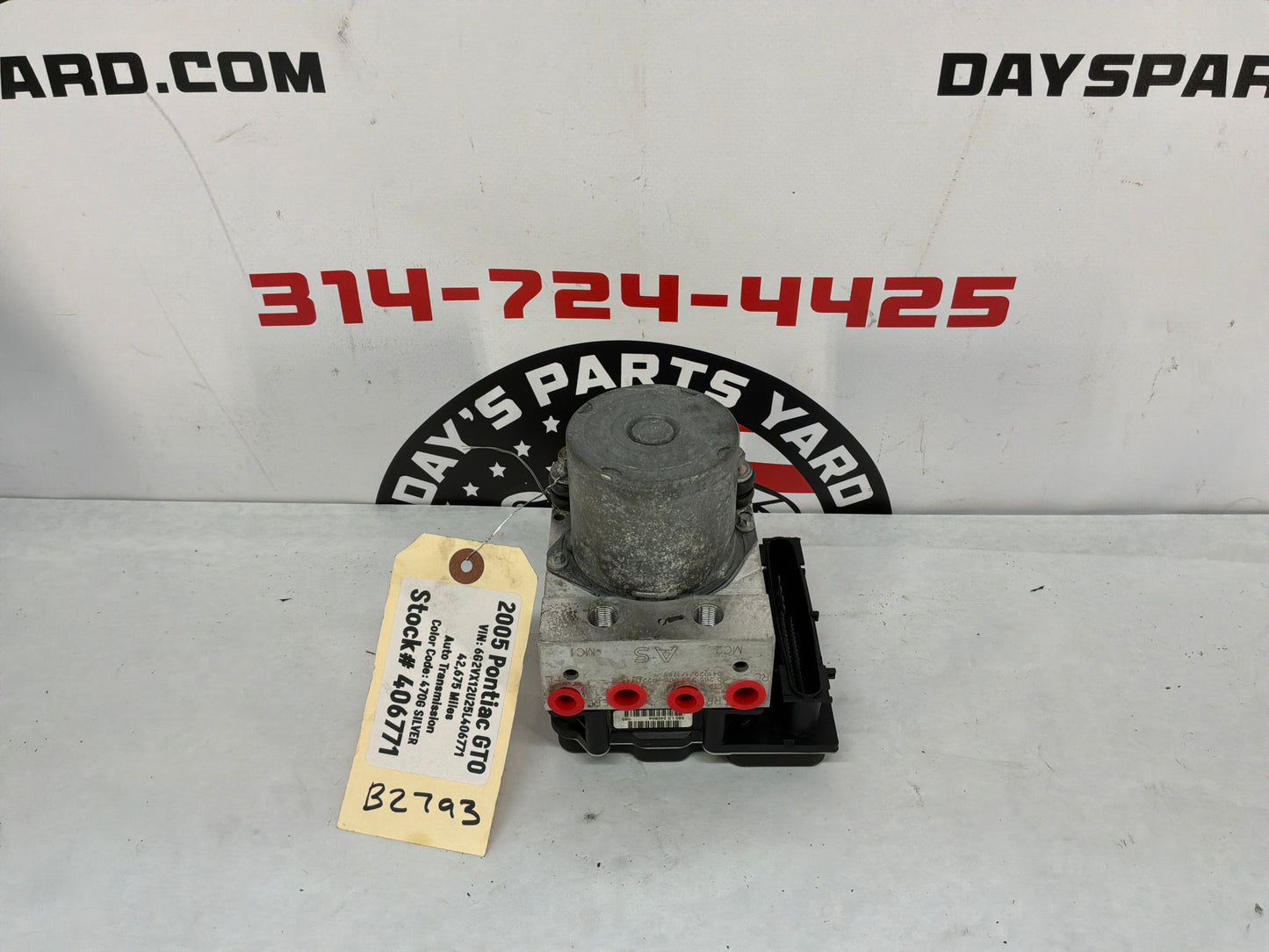 2005 Pontiac GTO ABS Anti Lock Brake Control Module Valve OEM