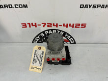 2005 Pontiac GTO ABS Anti Lock Brake Control Module Valve OEM