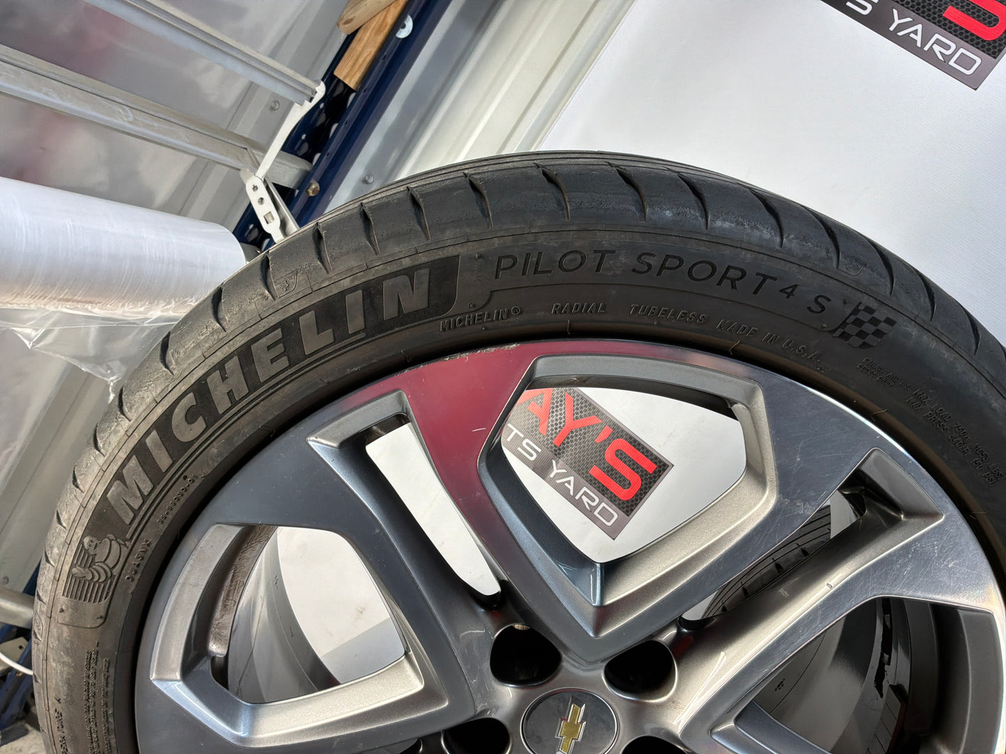 2017 Chevrolet SS Sedan Wheels and Tires OEM