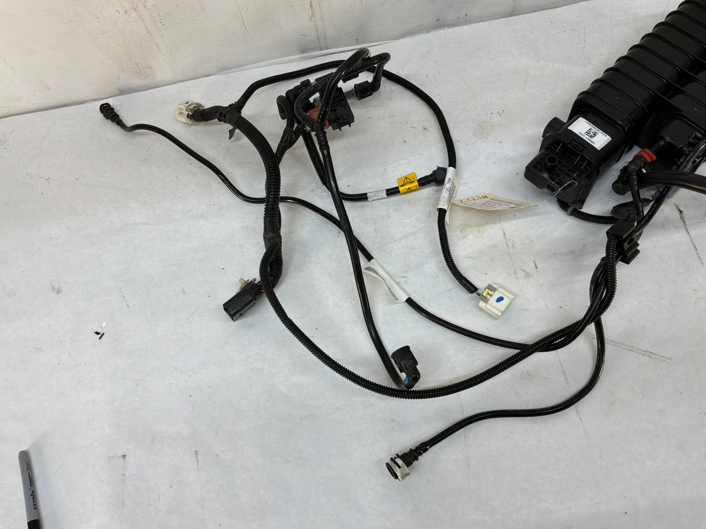 2014 Chevy Caprice PPV Fuel Tank EVAP Vapor Charcoal Canister w/ Lines Hoses Tubes OEM