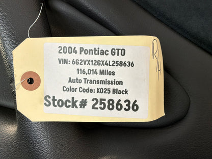 2004 Pontiac GTO RH Passenger Front Interior Door Panel OEM