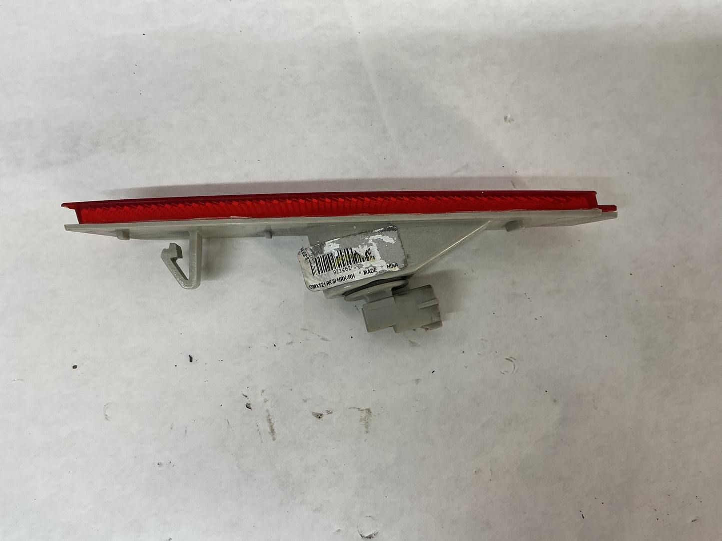 2015 Chevrolet Camaro SS 1LE Rh rear marker light