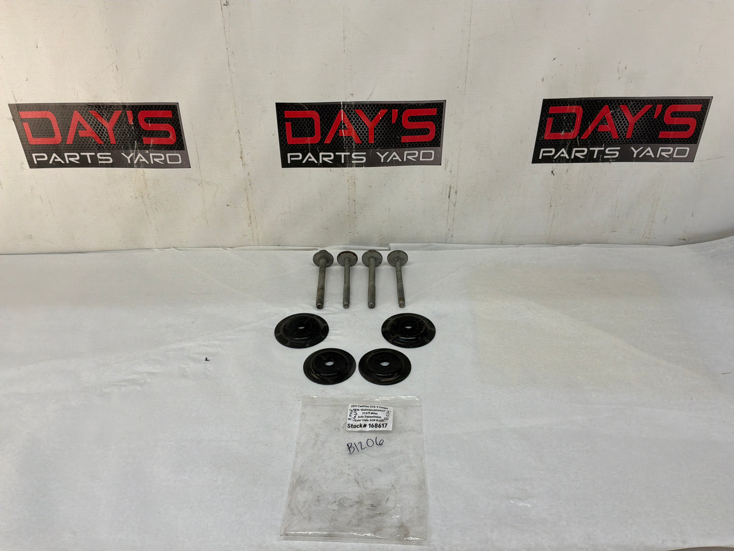2011 Cadillac CTS-V Rear Suspension Cradle K Member Hardware Bolts Washers OEM