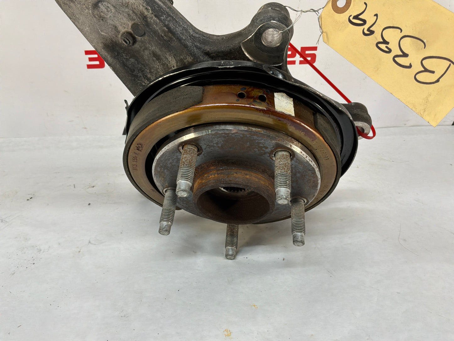2007 C6 Corvette Convertible RH Passenger Rear Suspension Spindle Knuckle Hub Wheel Bearing OEM