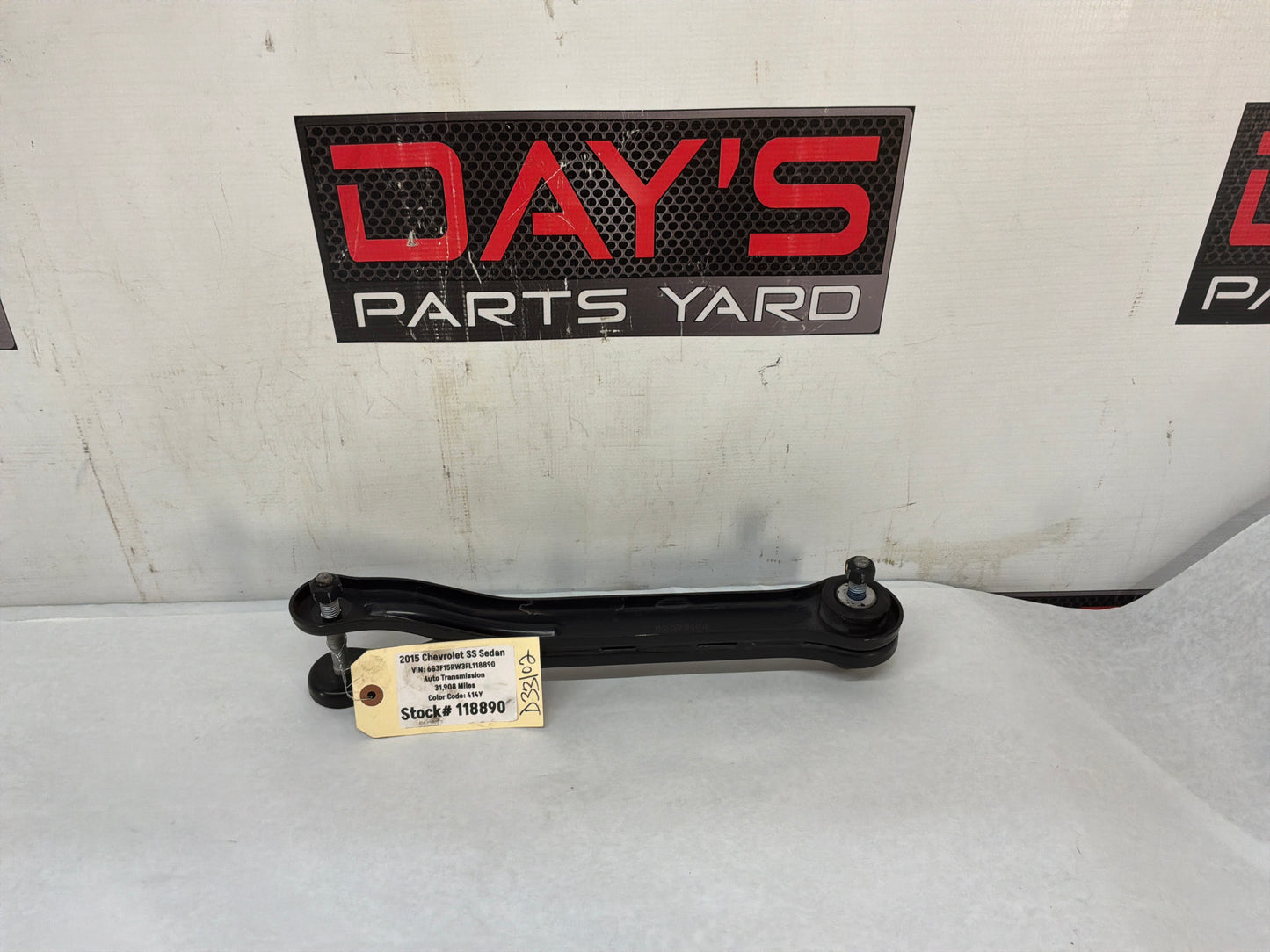 Control arm - Day's Parts Yard