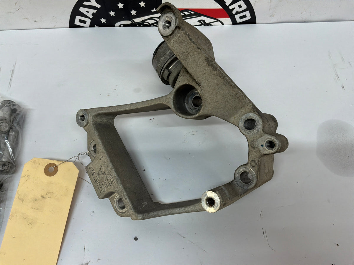 2009 Pontiac G8 GT A/C Air Conditioner Compressor Bracket w/ Hardware OEM - Day's Parts Yard