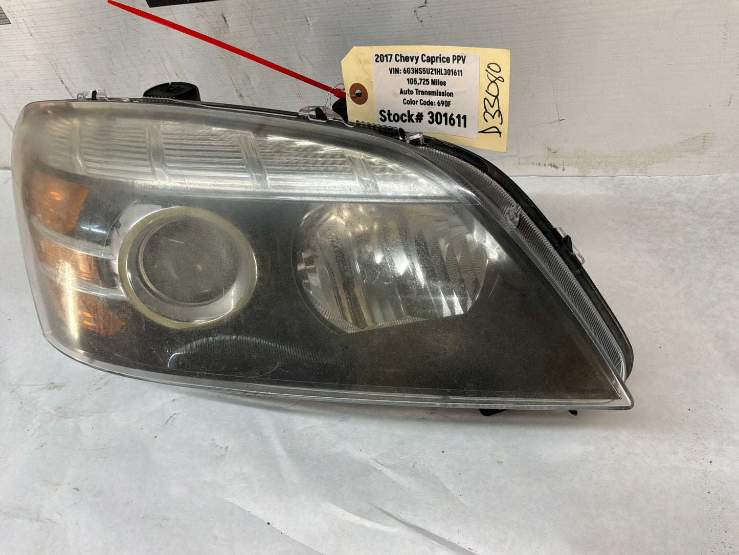 Headlight - Day's Parts Yard