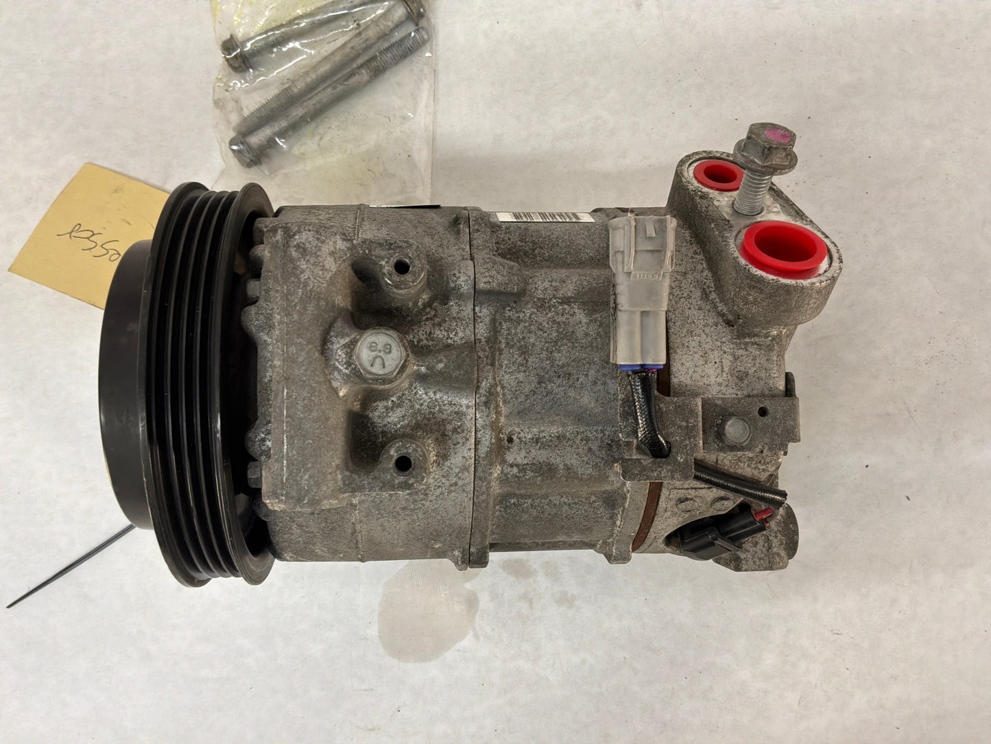 2008 Pontiac G8 GT AC A/C Air Conditioner Compressor w/ Hardware OEM