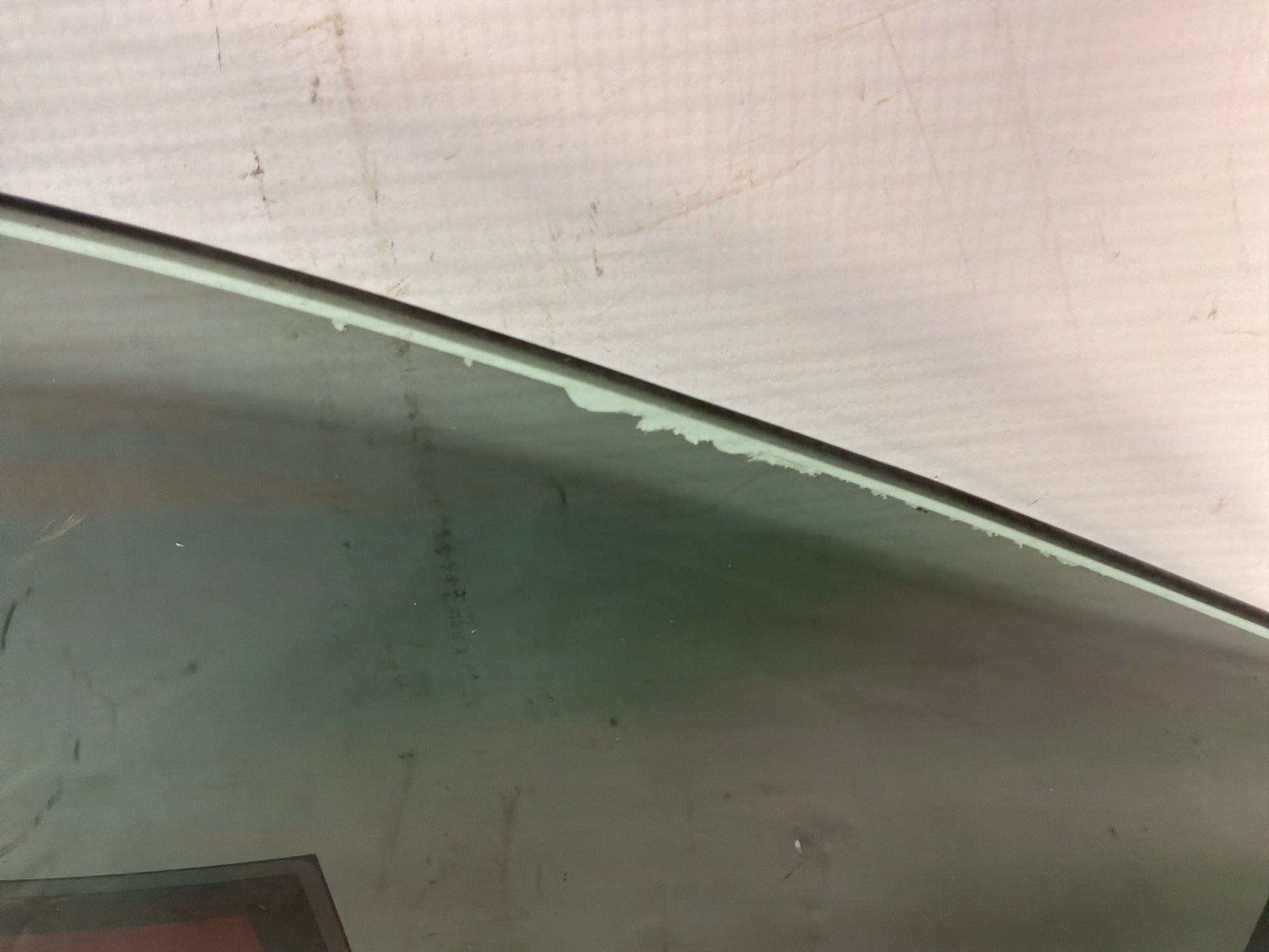 Lh front door glass - Day's Parts Yard