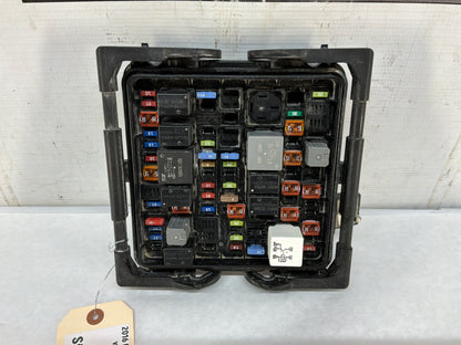 Fuse box - Day's Parts Yard