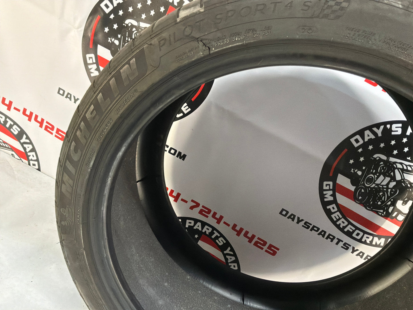 Michelin Pilot Sport 4 Season Tire 275/35/ZR19