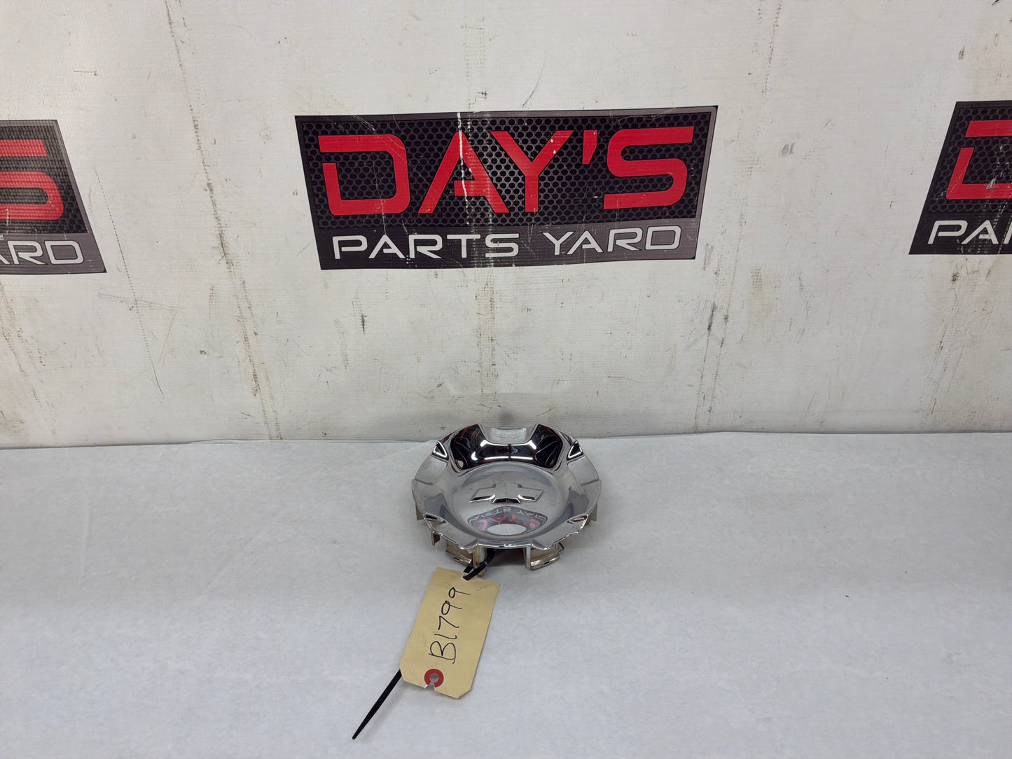 2012 Chevy Avalanche Wheel Center Hub Cap OEM