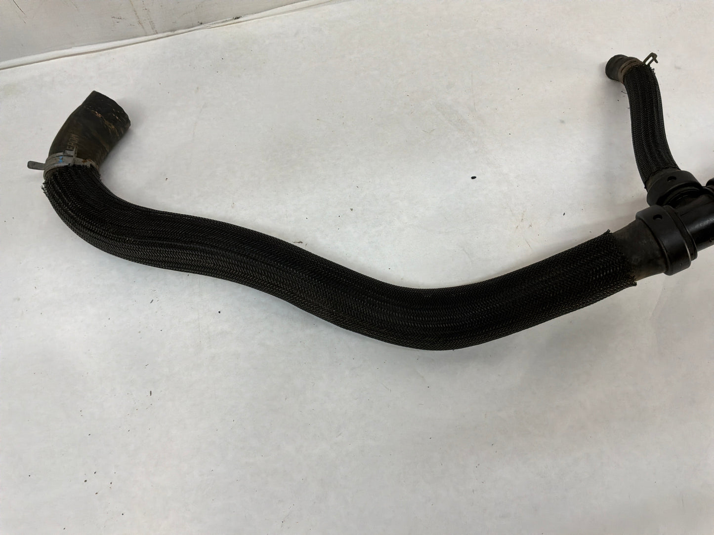 2011 Cadillac CTS-V Coupe Lower Radiator Hose OEM