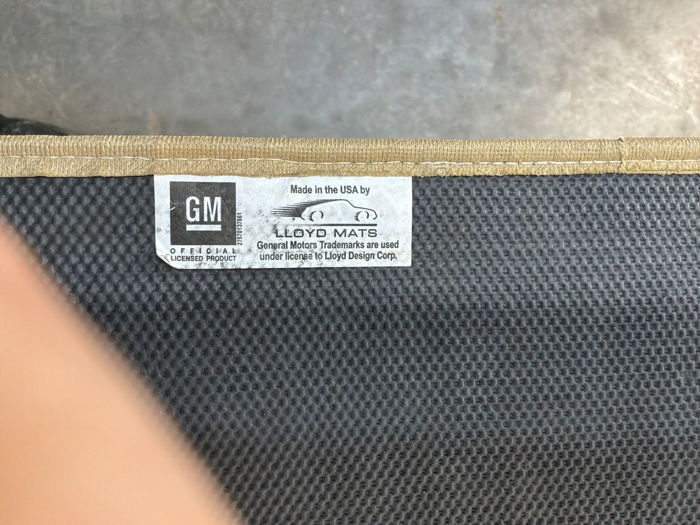 Complete set floor mats - Day's Parts Yard