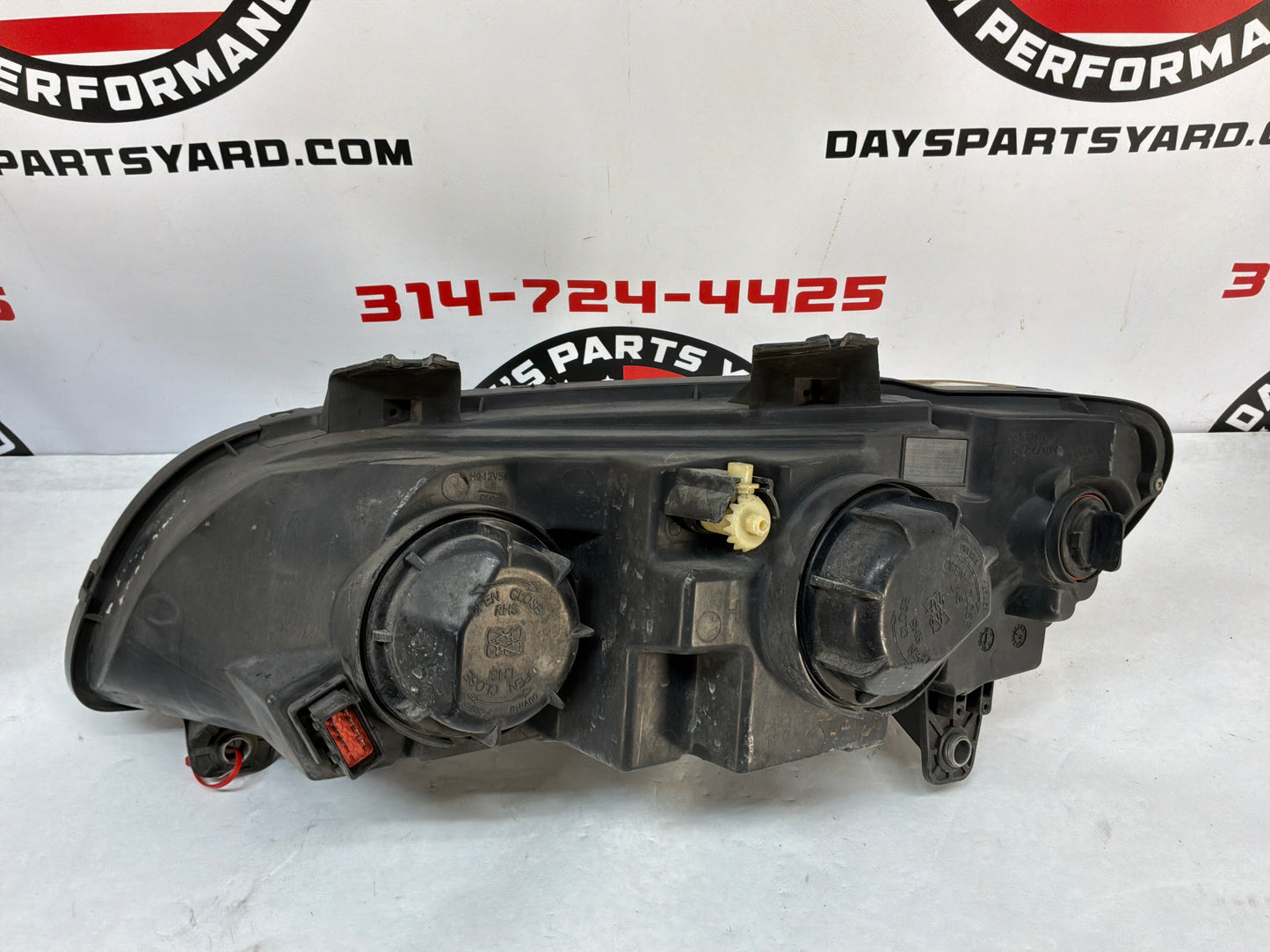 2008 Pontiac G8 Base RH Passenger Headlights Head Light Lamp OEM
