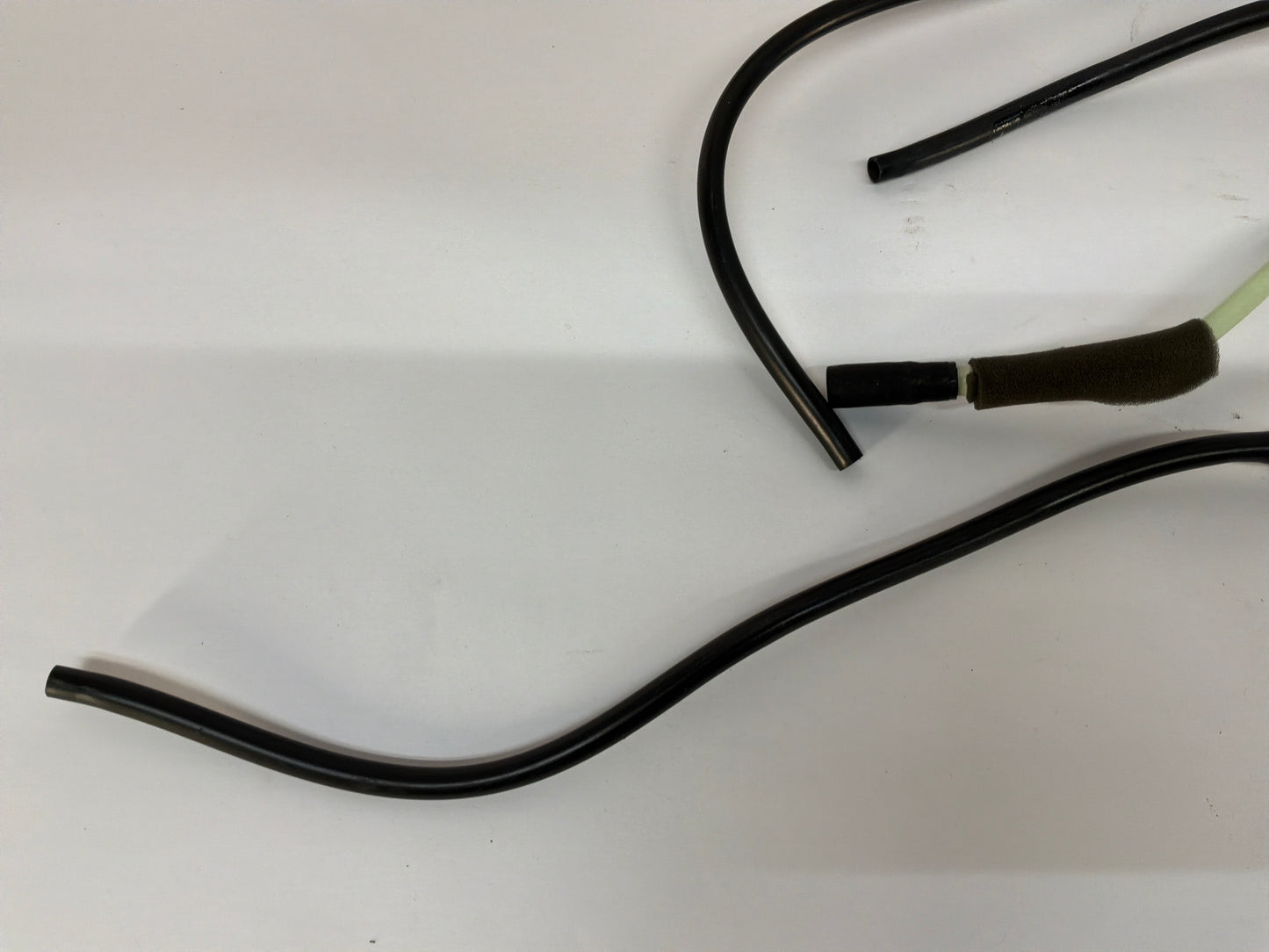 2011 Chevy Camaro SS Sunroof Drain Plugs Hoses OEM