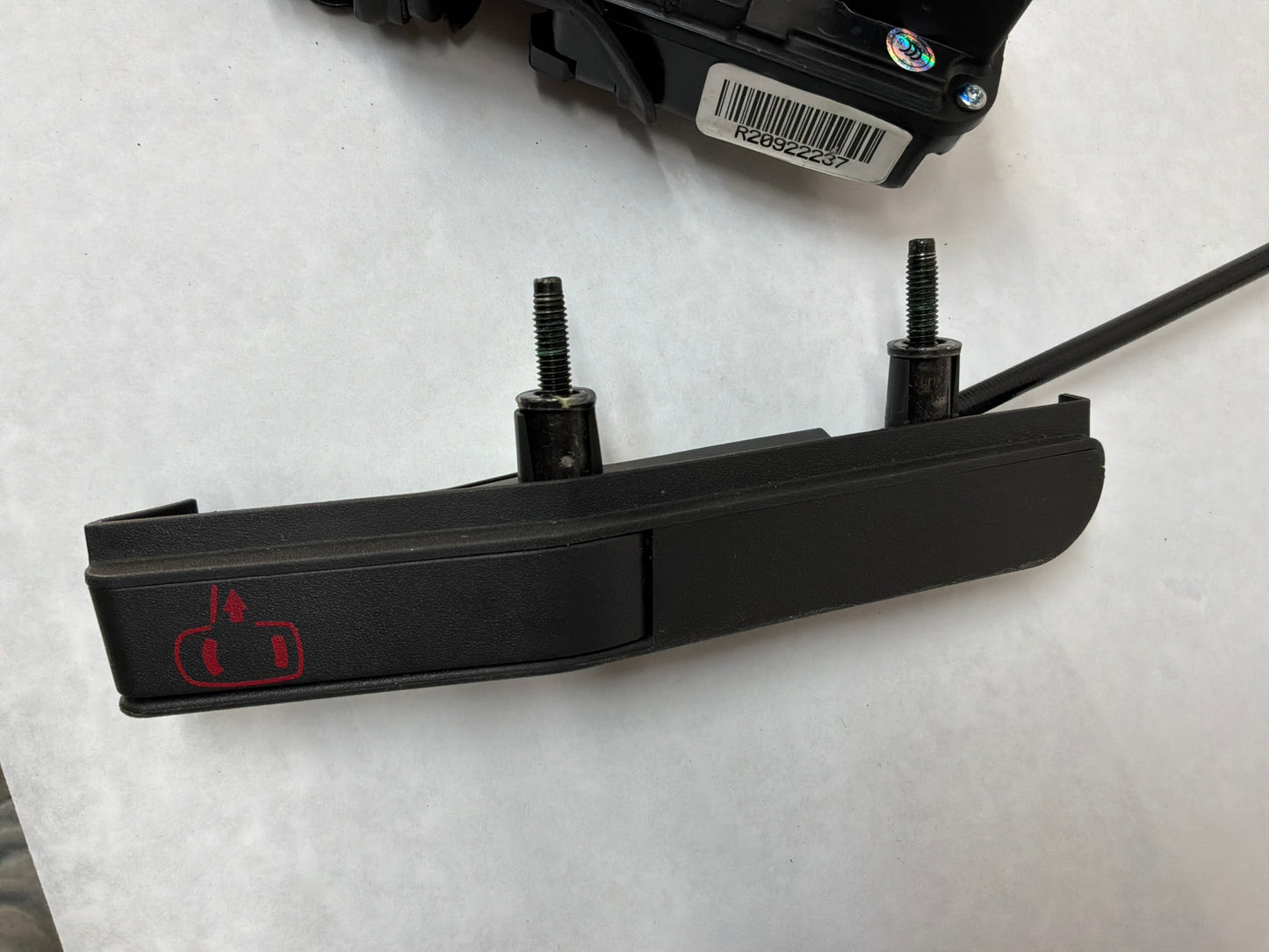 2011 Cadillac CTS-V Coupe RH Passenger Front Door Lock Latch Actuator OEM