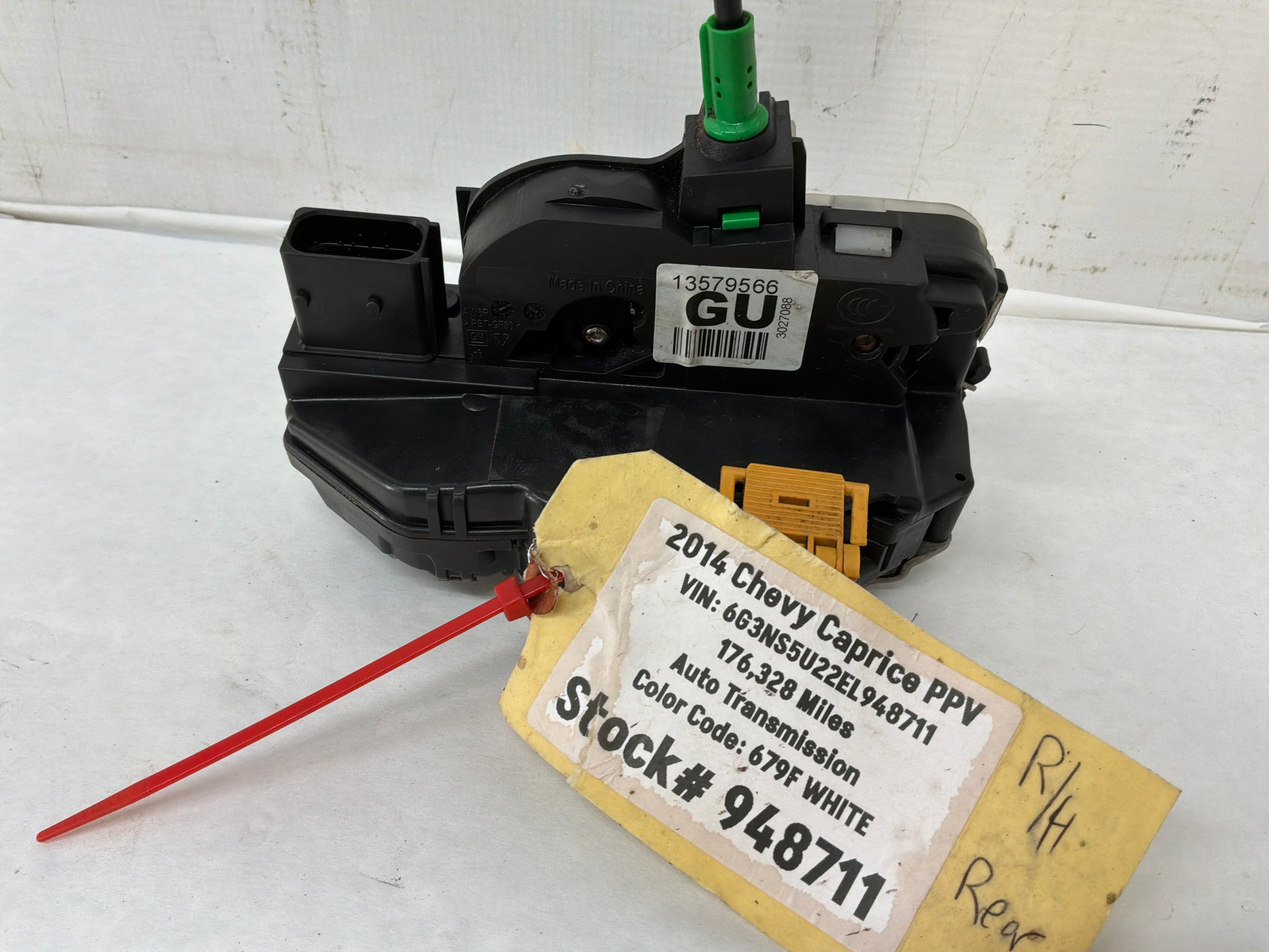 Rh rear door actuator - Day's Parts Yard