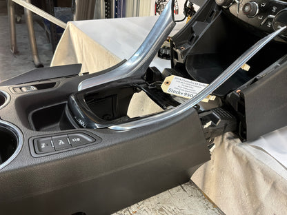 2014 Chevy SS Sedan Complete Dash w/ Center Console & Shifter OEM