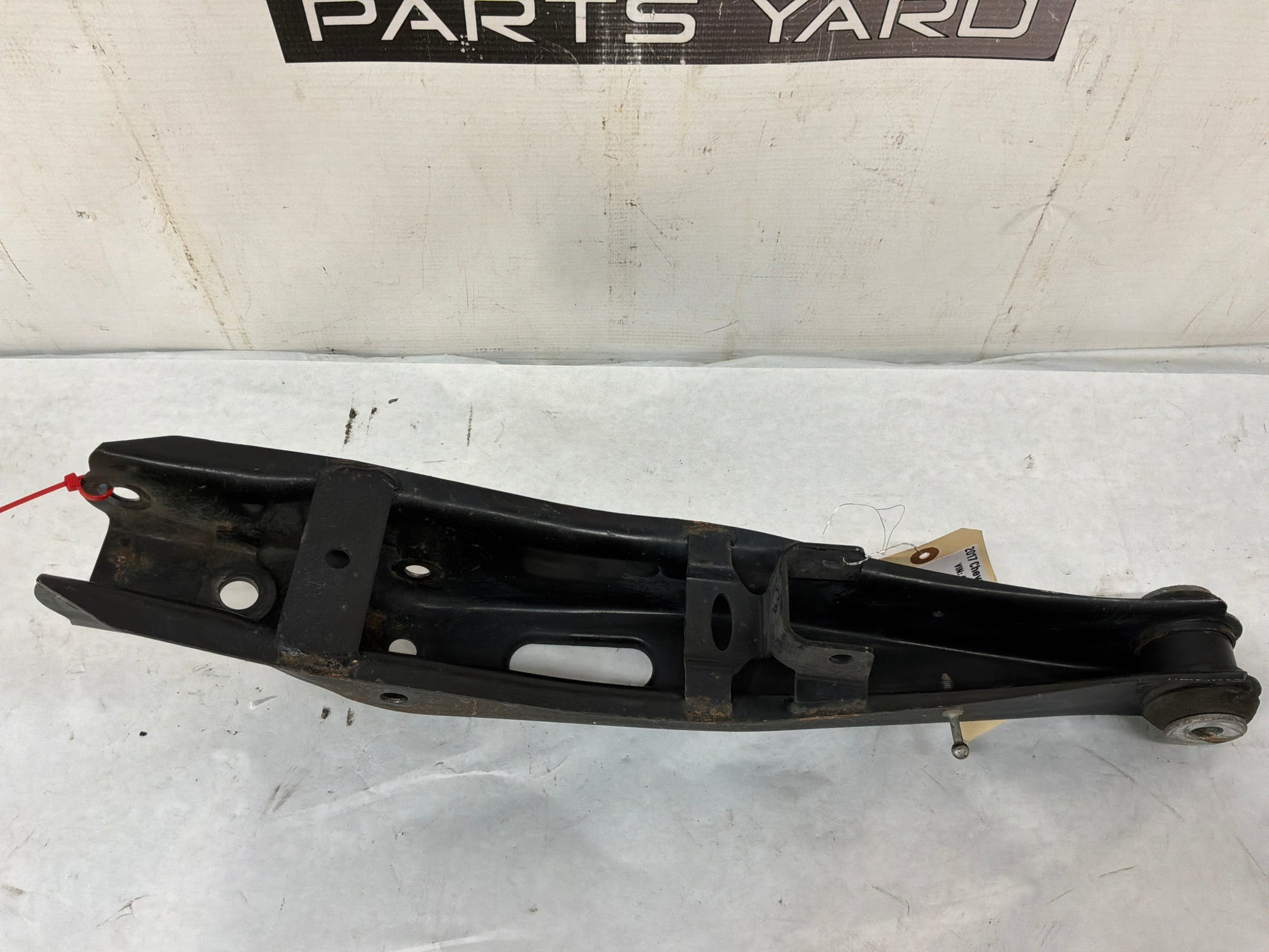 Control arm - Day's Parts Yard