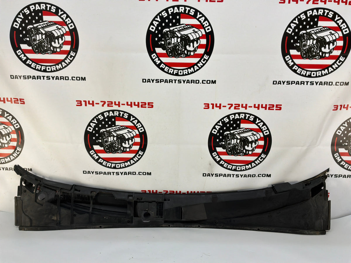 2006 Pontiac GTO Complete Windshield Wiper Cowl Assembly OEM