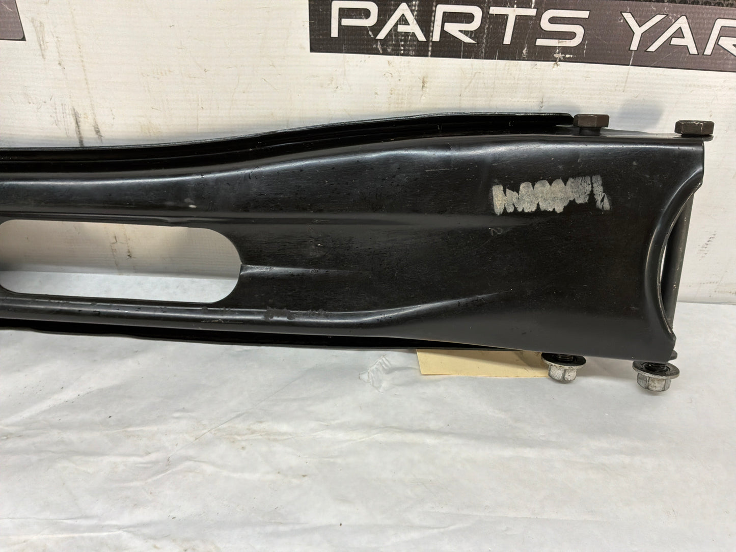 Arm brace - Day's Parts Yard