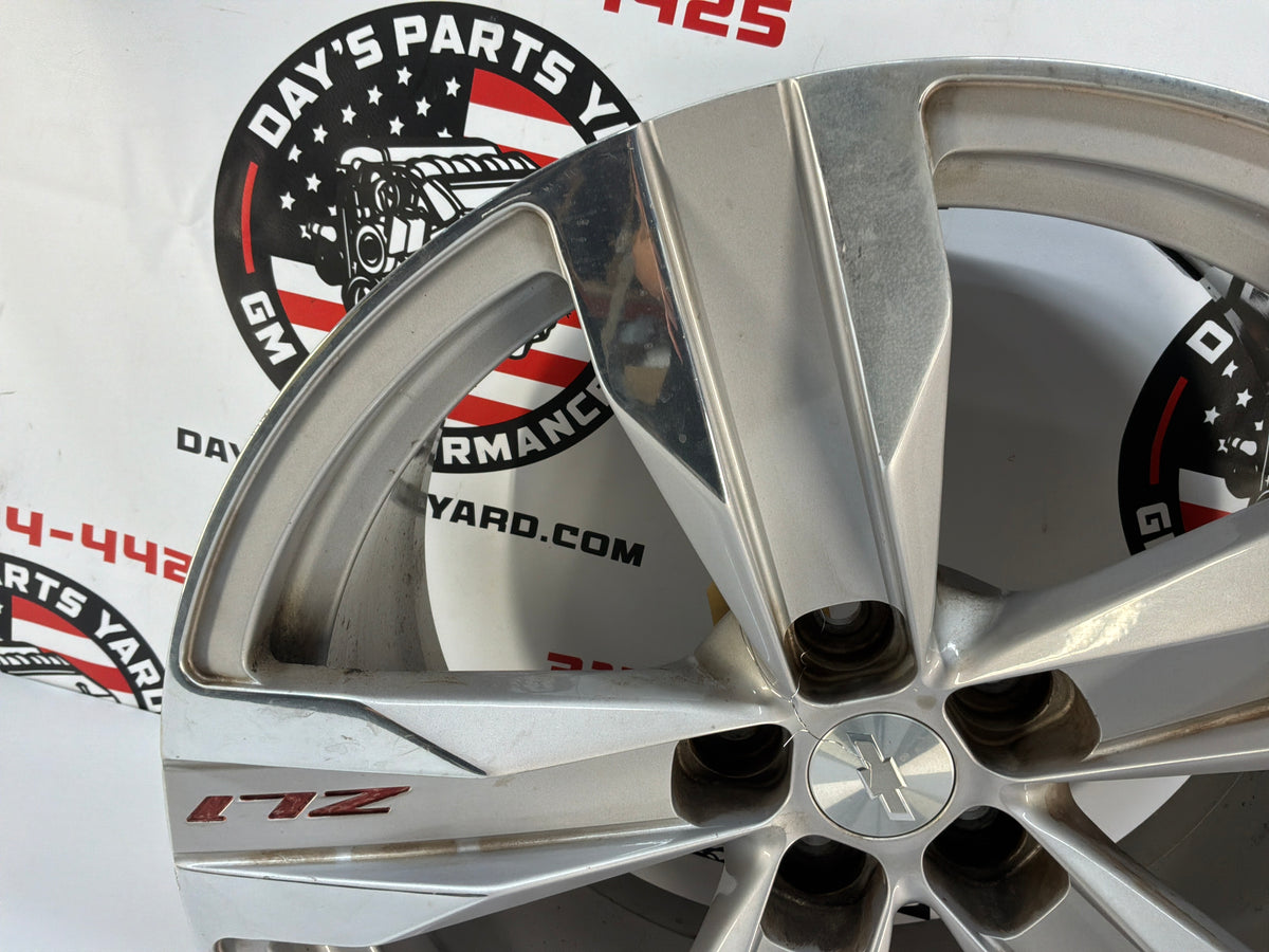 2013 Chevy Camaro ZL1 OEM Front Wheel 20x10 Wheel 5 Spoke
