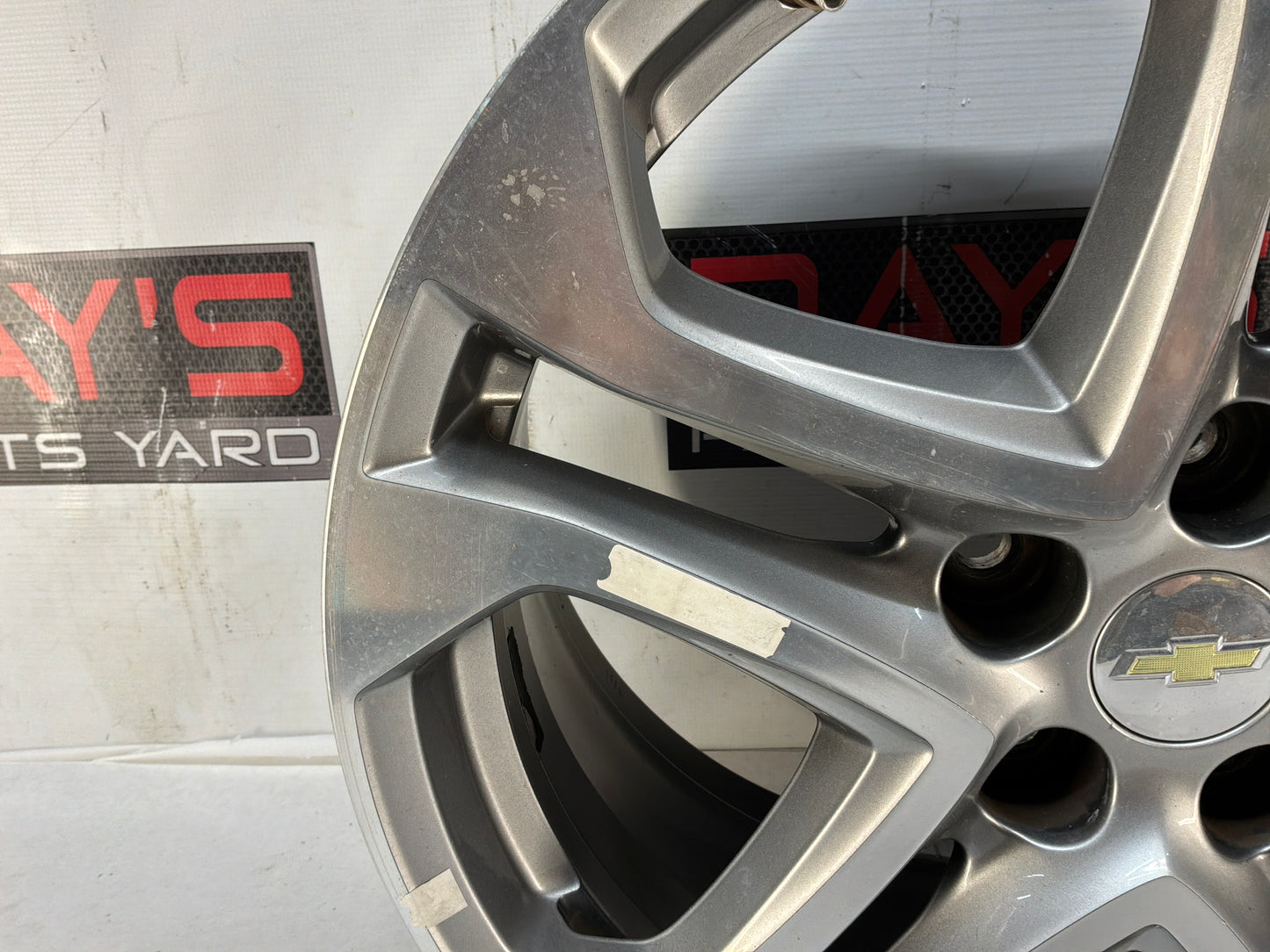 2015 Chevy SS Sedan Factory OEM Rear Wheel 19x9 OEM