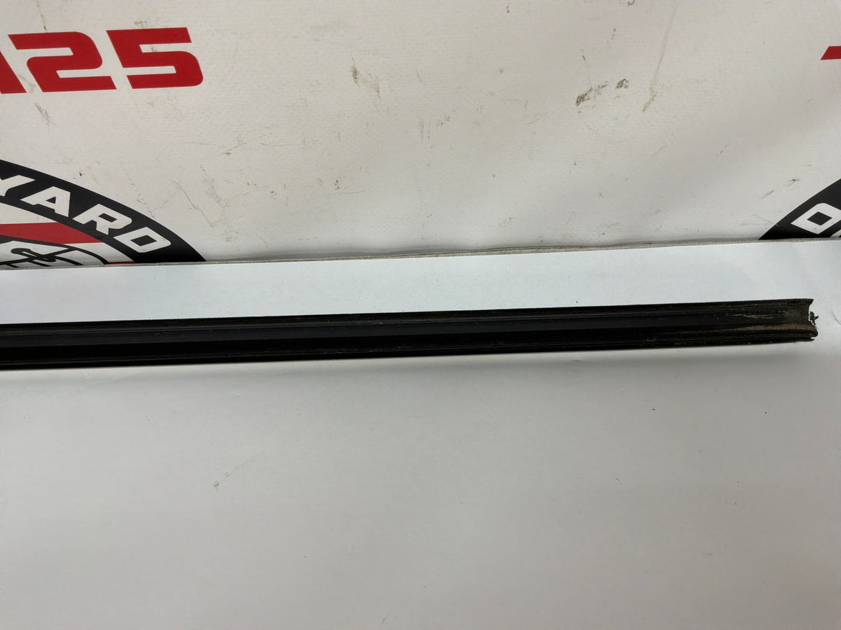 2016 Chevy SS Sedan RH Passenger Front Window Door Belt Reveal Molding Trim OEM