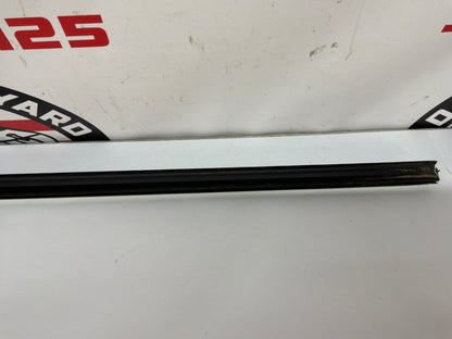 2016 Chevy SS Sedan RH Passenger Front Window Door Belt Reveal Molding Trim OEM