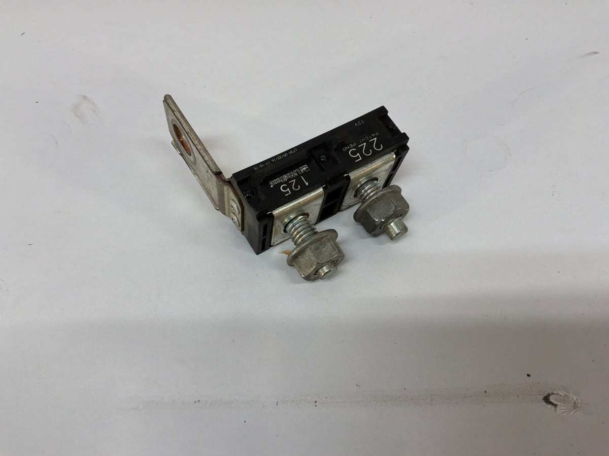 2017 Chevy SS Sedan Jump Starter Positive Post Battery Circuit Fuse Block OEM