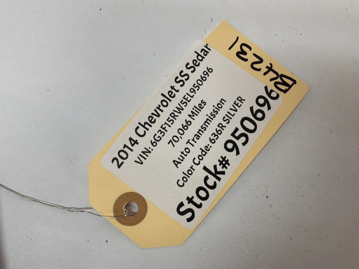 2015 Chevy SS Sedan Over Head Console Dome Light Frame Bracket Bezel OEM