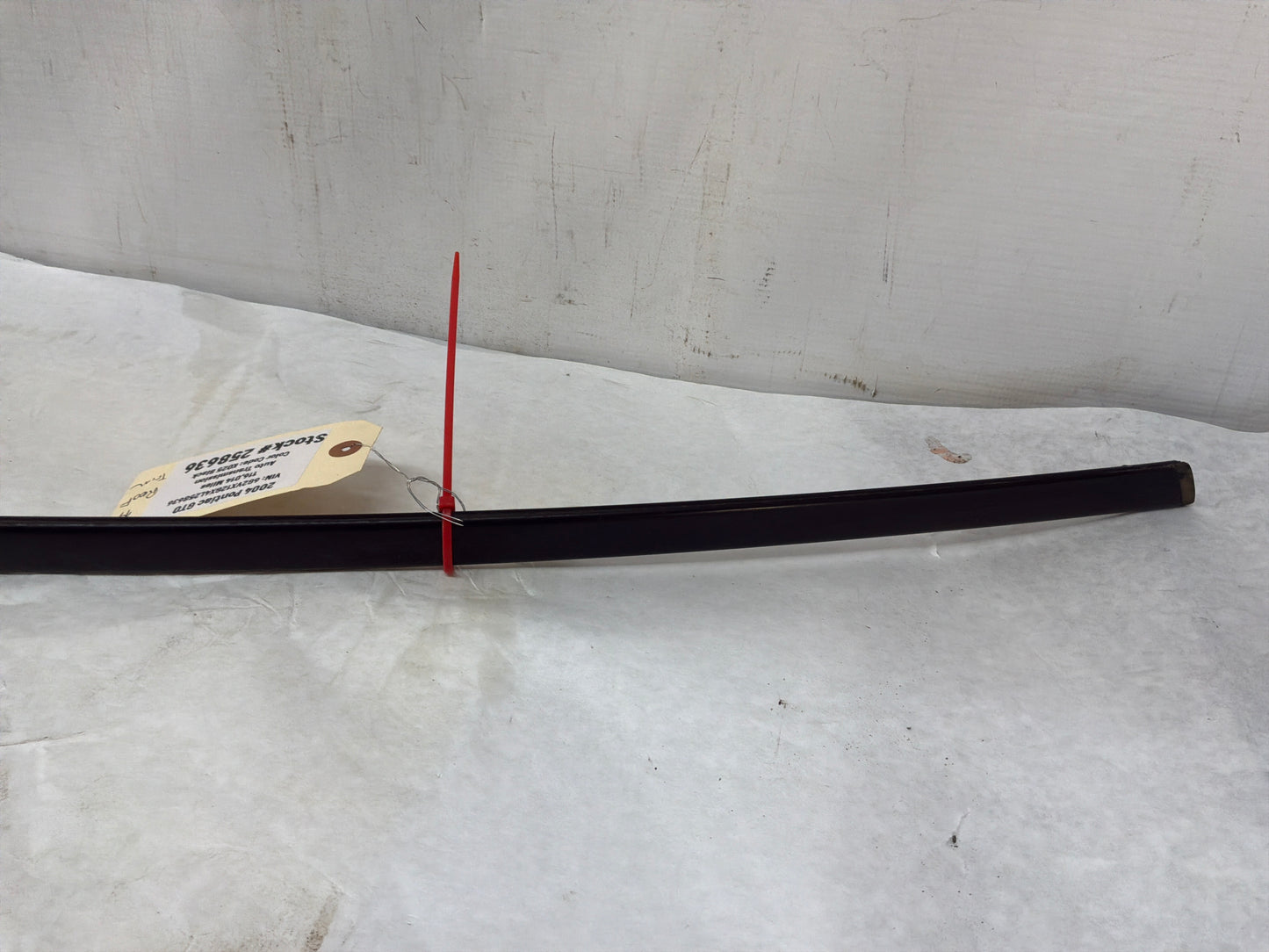 2004 Pontiac GTO RH Passenger Roof Panel Joint Finish Trim Molding OEM
