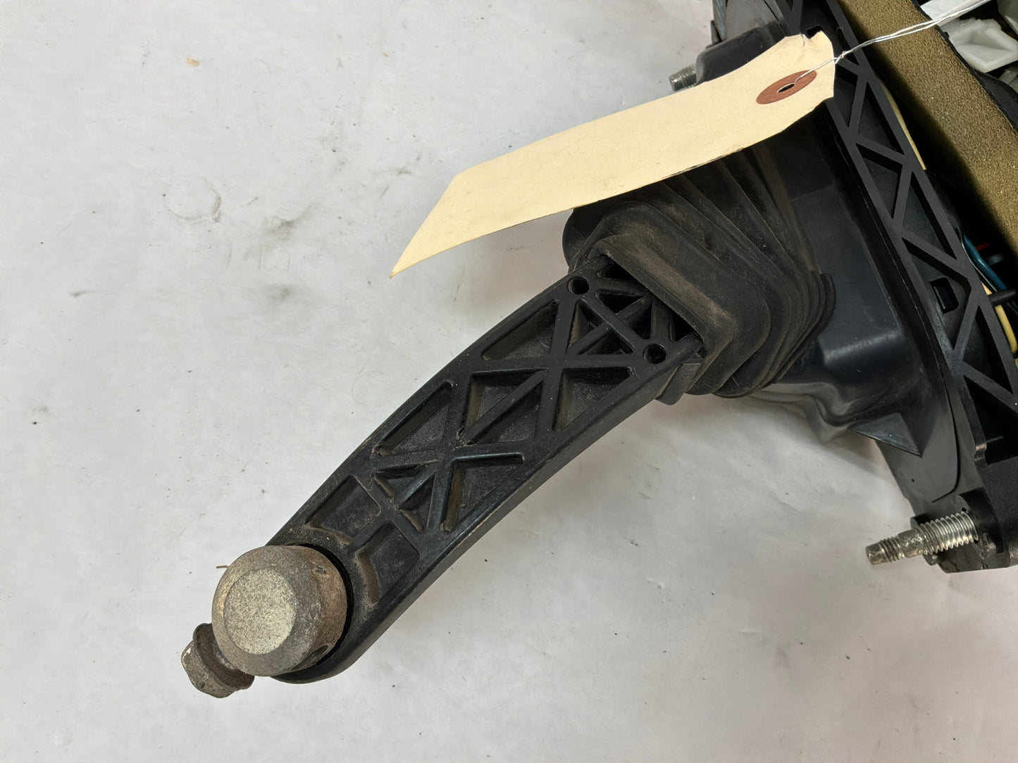 2008 Pontiac G8 Base Automatic Shifter Assembly OEM