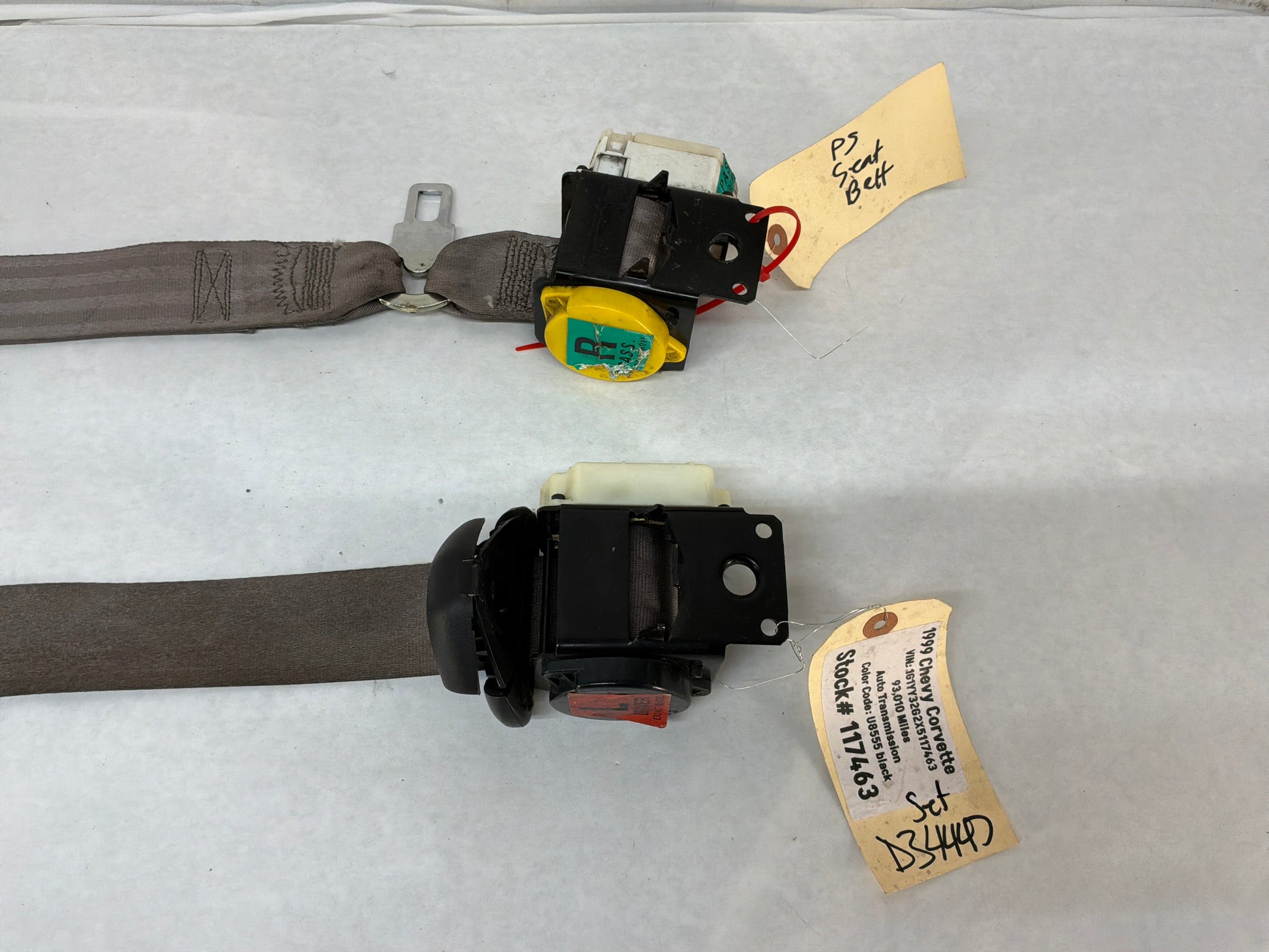 Front seatbelts - Day's Parts Yard