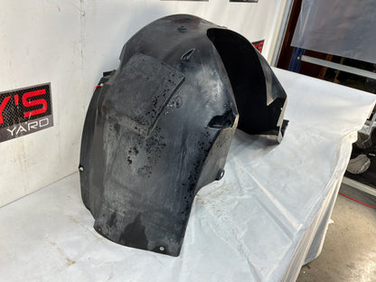 Rh front wheel liner - Day's Parts Yard