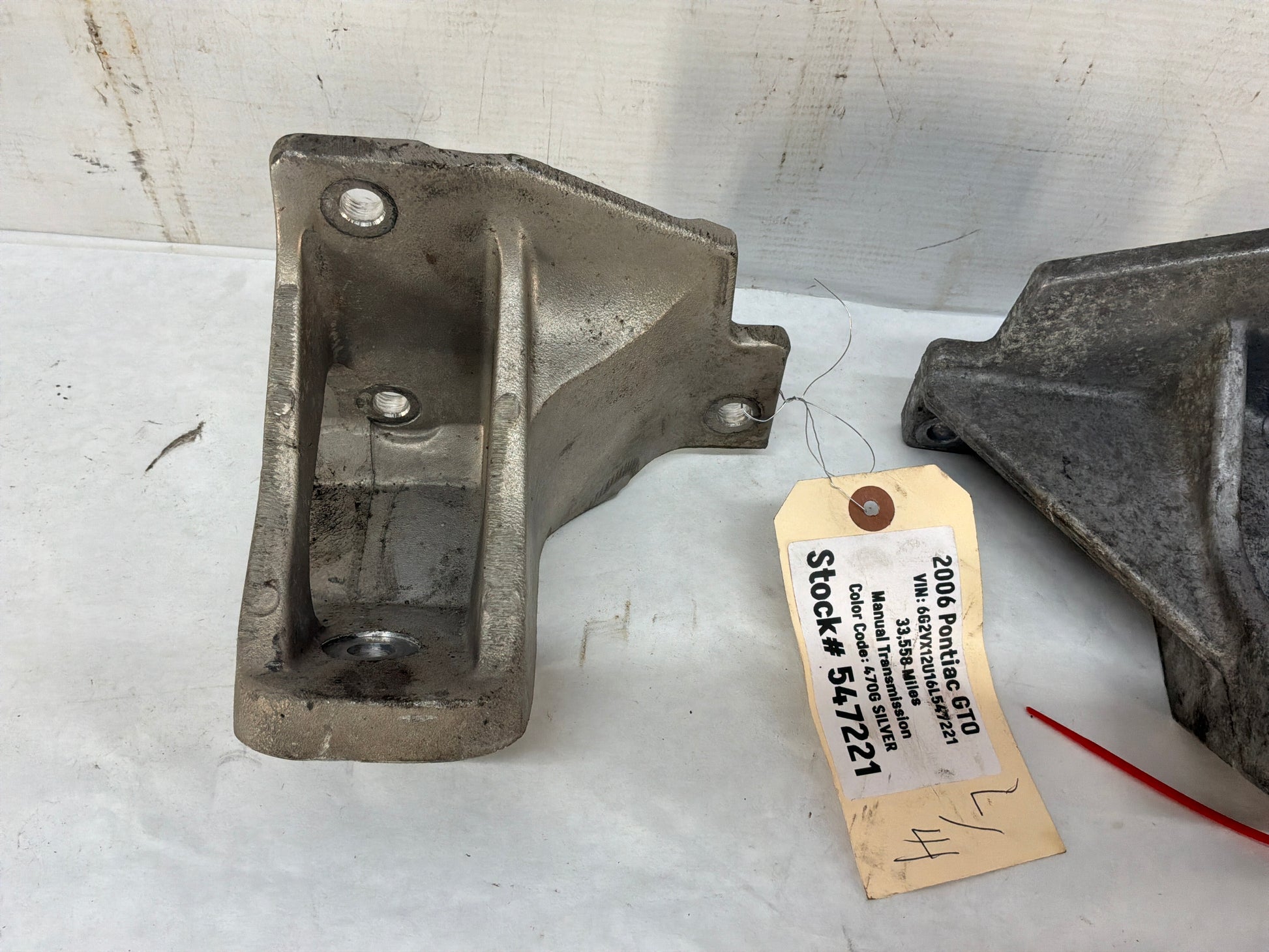 Mounts - Day's Parts Yard