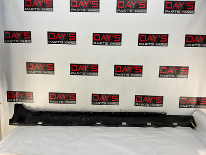 Lh rocker panel - Day's Parts Yard