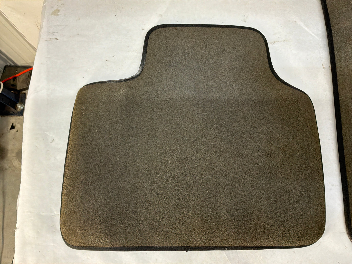 2008 Pontiac G8 GT Front and Rear Floor Mats OEM