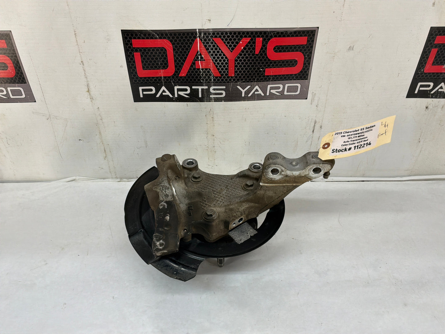 2015 Chevy SS Sedan RH Passenger Front Suspension Spindle Knuckle Hub Assembly OEM