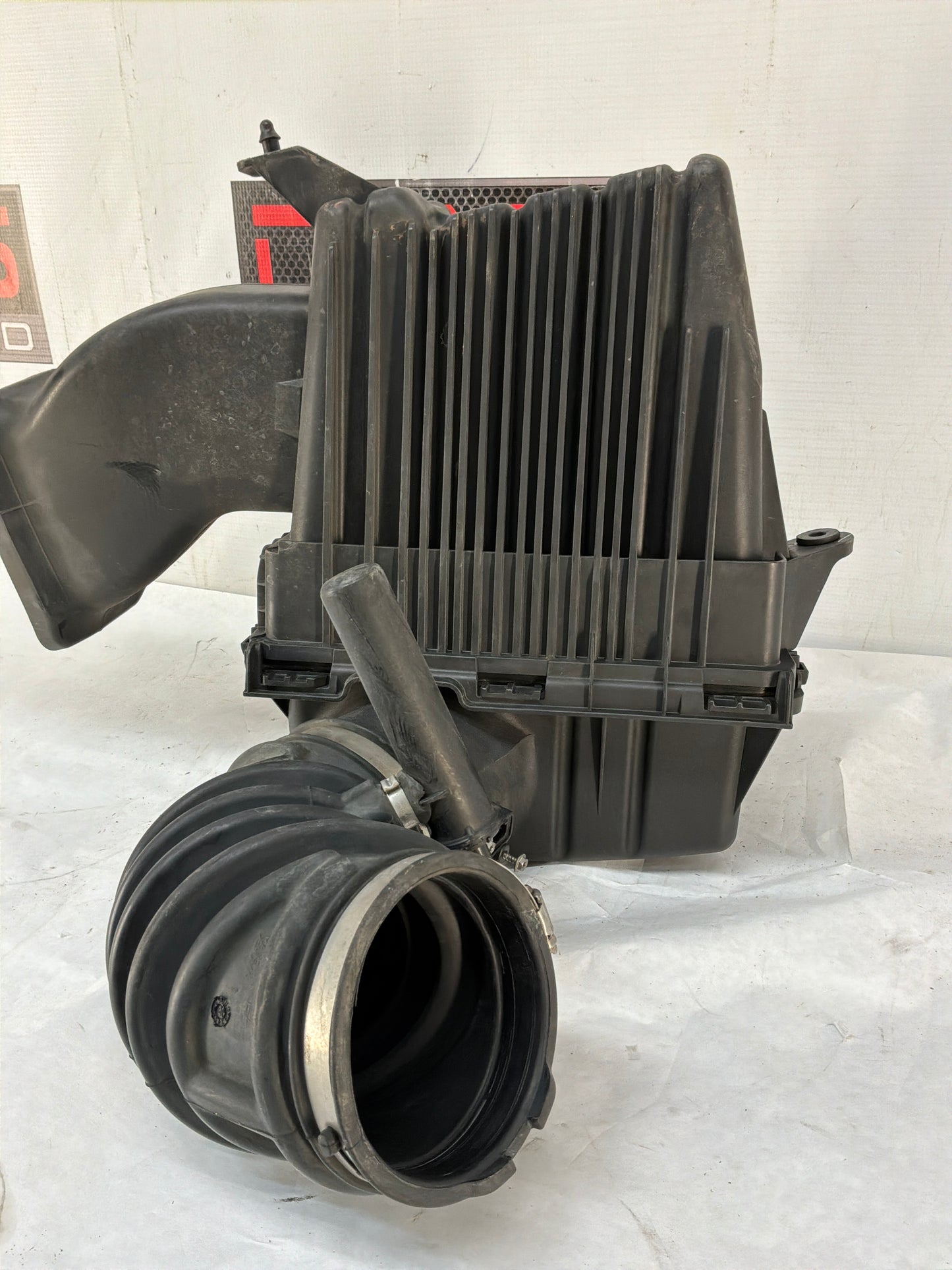2014 Chevy Camaro ZL1 Factory OEM Air Intake Box Assembly