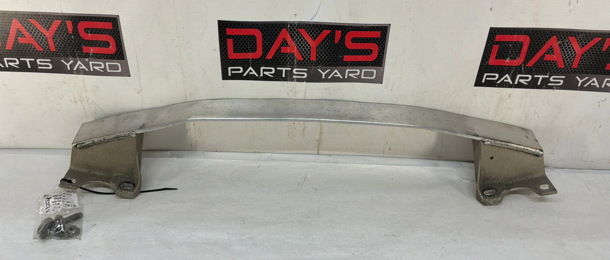 Bar - Day's Parts Yard