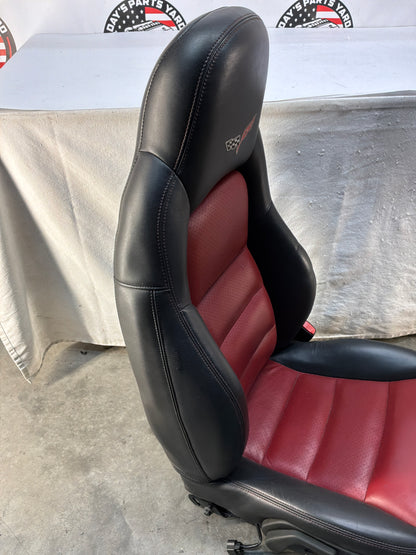 2007 Chevy C6 Corvette Convertible Seats RH & LH Front Seats OEM Red & Black
