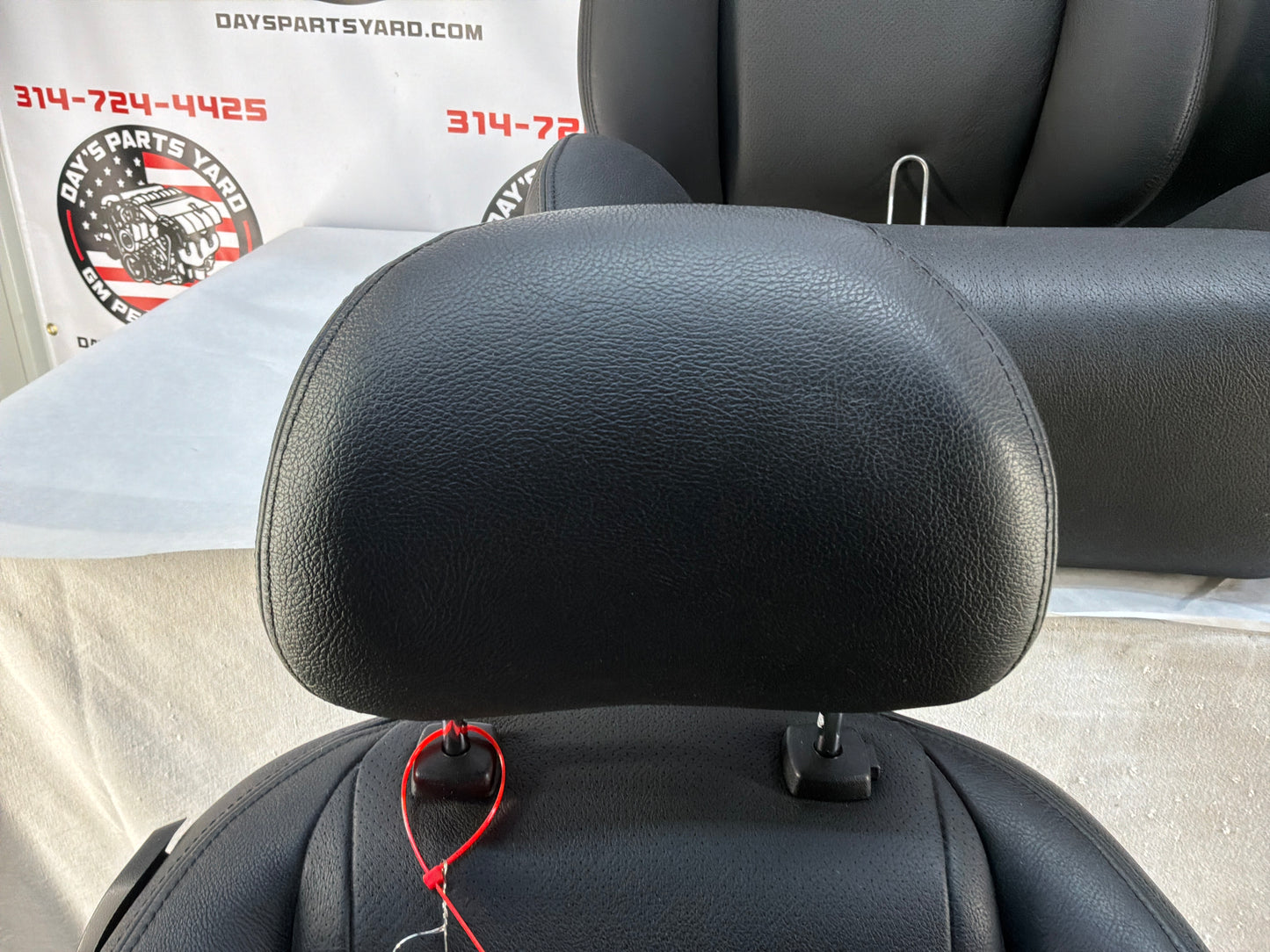 2005 Pontiac GTO Black Leather Front and Rear Seats Set OEM